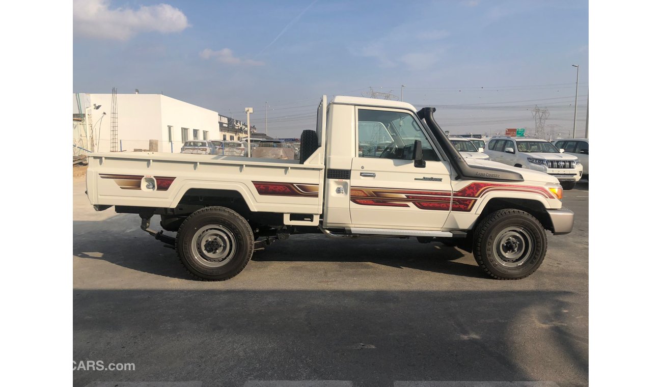 Toyota Land Cruiser Pick Up 4.2L DIESEL 6-CYLINDER SINGLE CABIN 2023