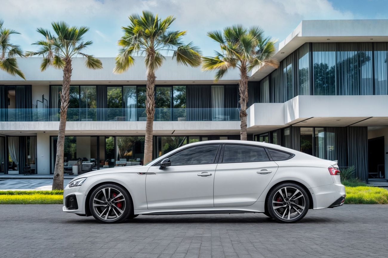 تويوتا لاند كروزر Audi S5 TFSI Quattro 2023