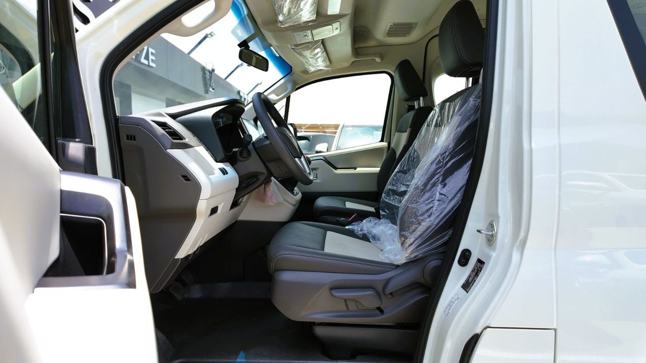 Toyota Hiace TOYOTA HIACE GL FULL OPTION M/T