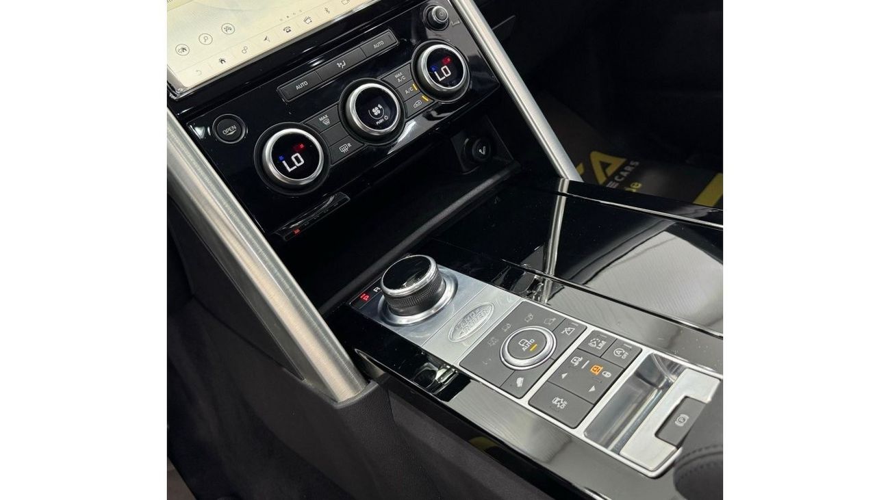 Land Rover Discovery 2017 Land Rover Discovery HSE Si6, Warranty, Full Service History, Excellent Condition, GCC