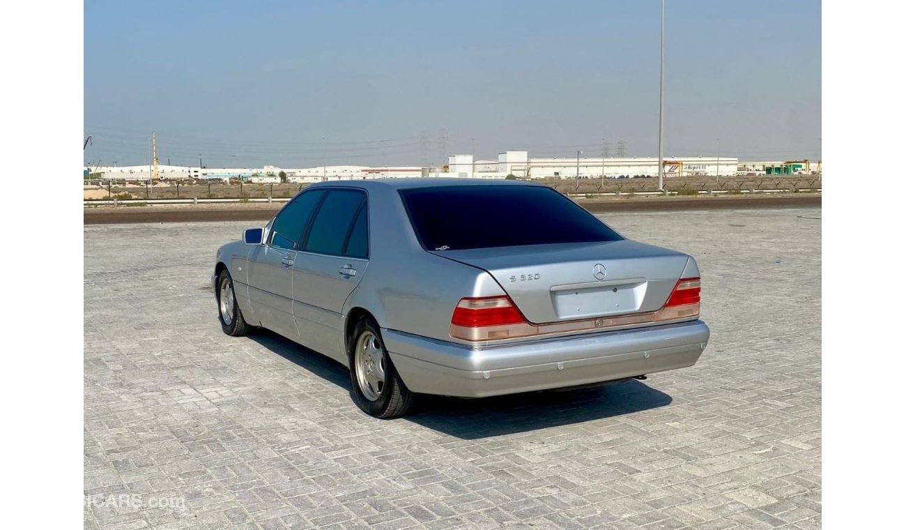 Mercedes-Benz S 320 Good condition car GCC