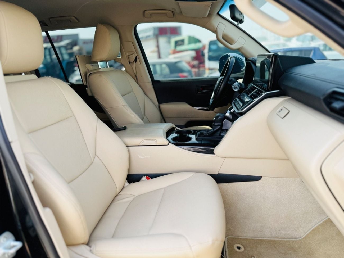 Toyota Land Cruiser Full option