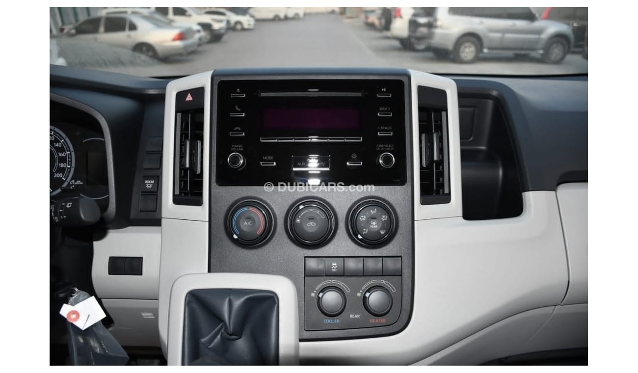 تويوتا هاياس Toyota Hiace 3.5 Petrol Highroof Passenger Van with Heater