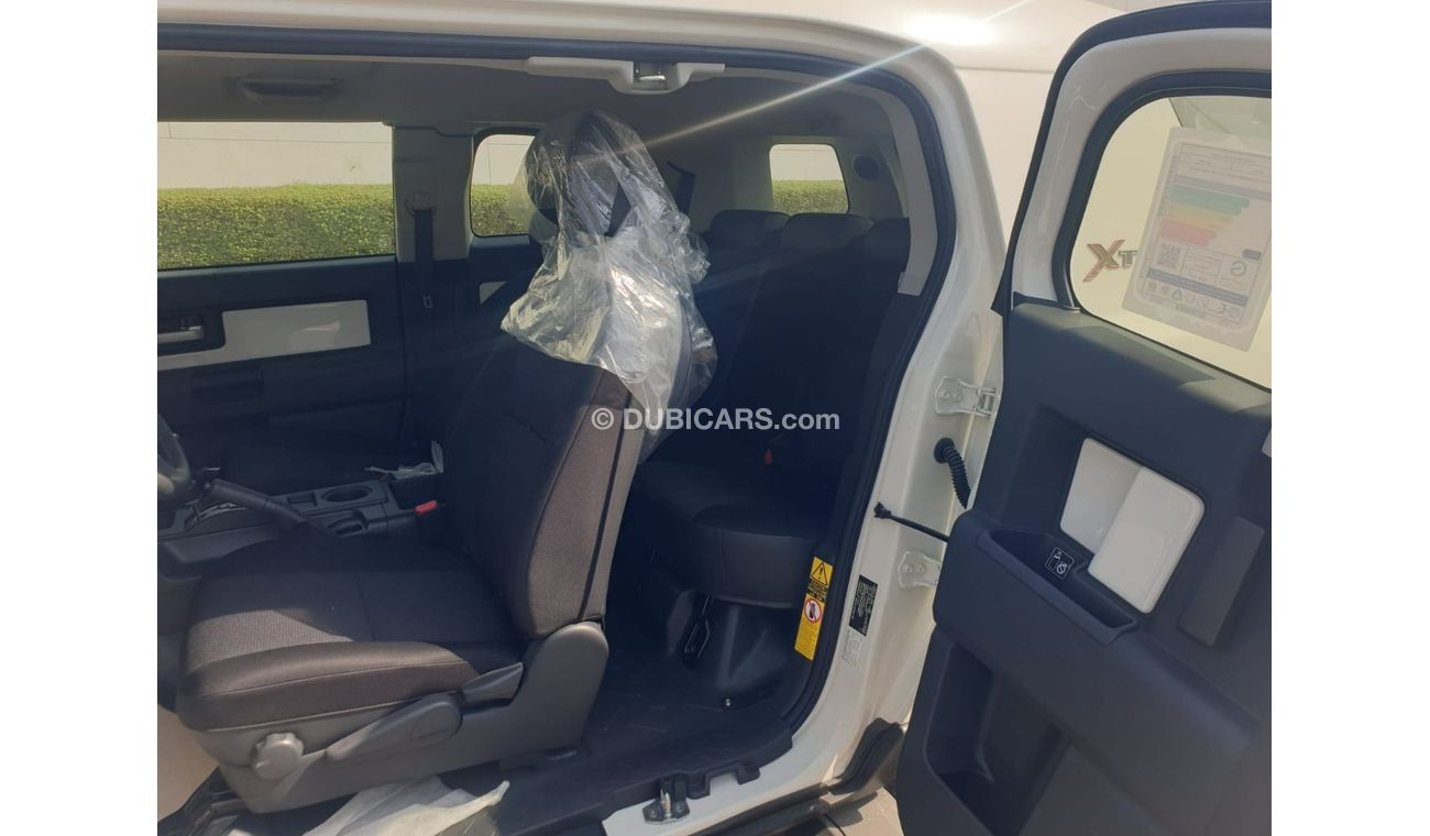 Toyota FJ Cruiser 4.0L PETROL XTREME AUTOMATIC TRANSMISSION