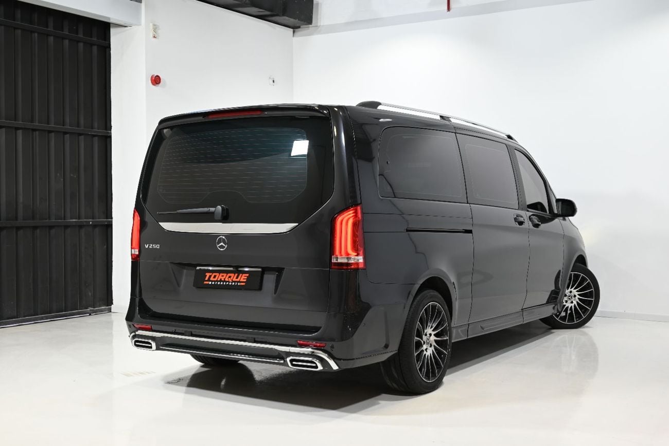 Mercedes Benz V 250 2023 Mercedes-Benz V250 V Line Desing, Mercedes Service History, 1 Year Warranty, GCC