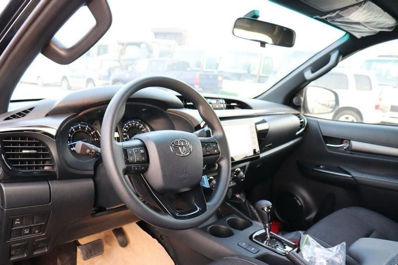 تويوتا هيلوكس 2025 TOYOTA HILUX ADVENTURE V6 4.0L PETROL 4WD AT