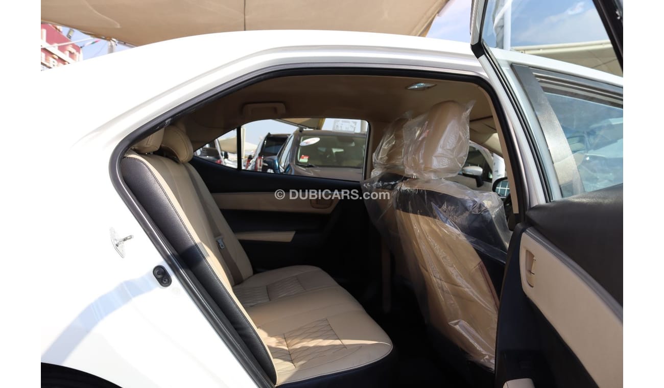 تويوتا كورولا SE خليجي - خالية من الحوادث - مكينة 1600 سي سي - الاحتفال ال 60 لتويوتا - بحالة ممتازة من الداخل وال