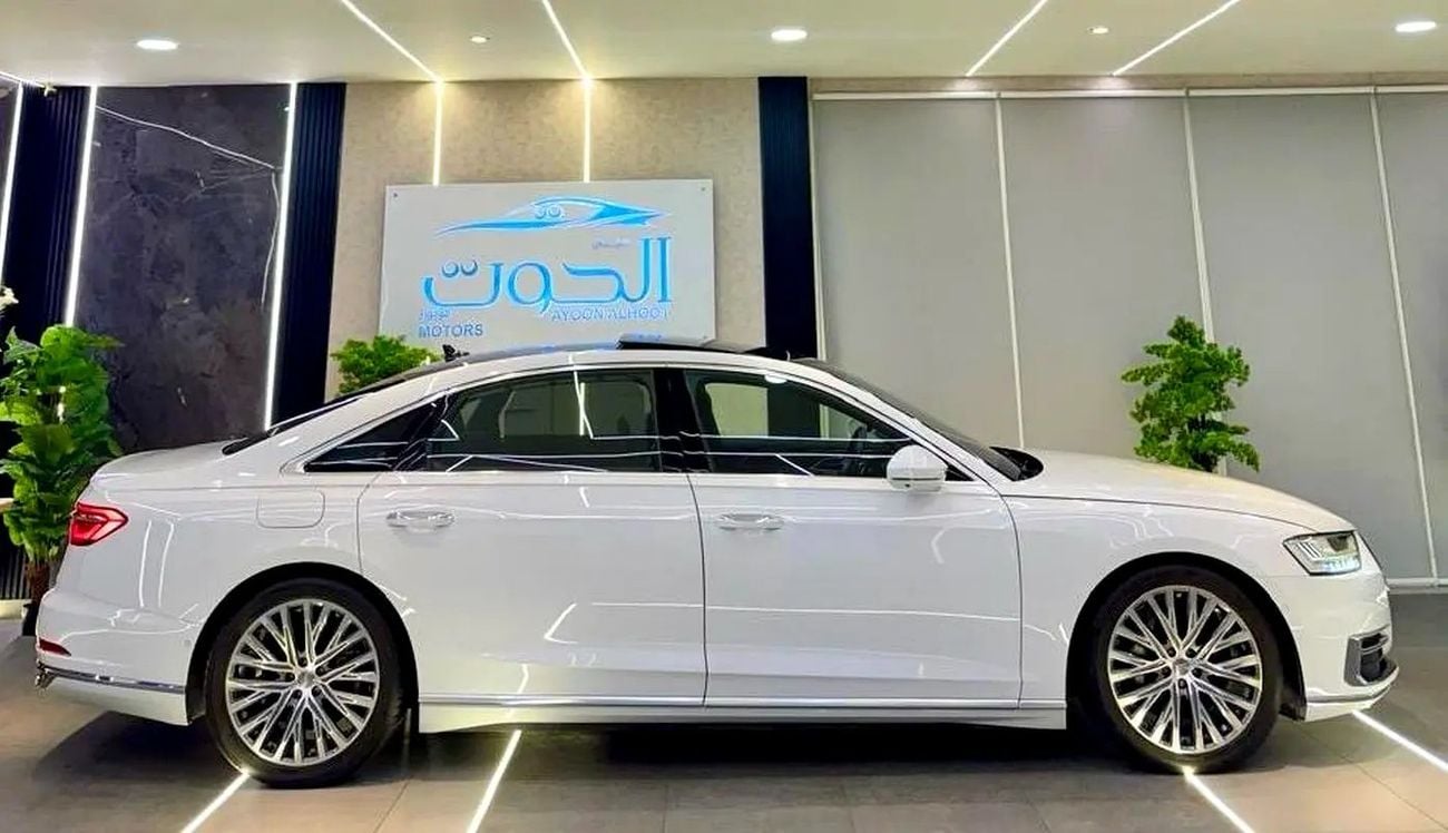 Audi A8 L 60 TFSI Quattro 4.0L (454 HP)