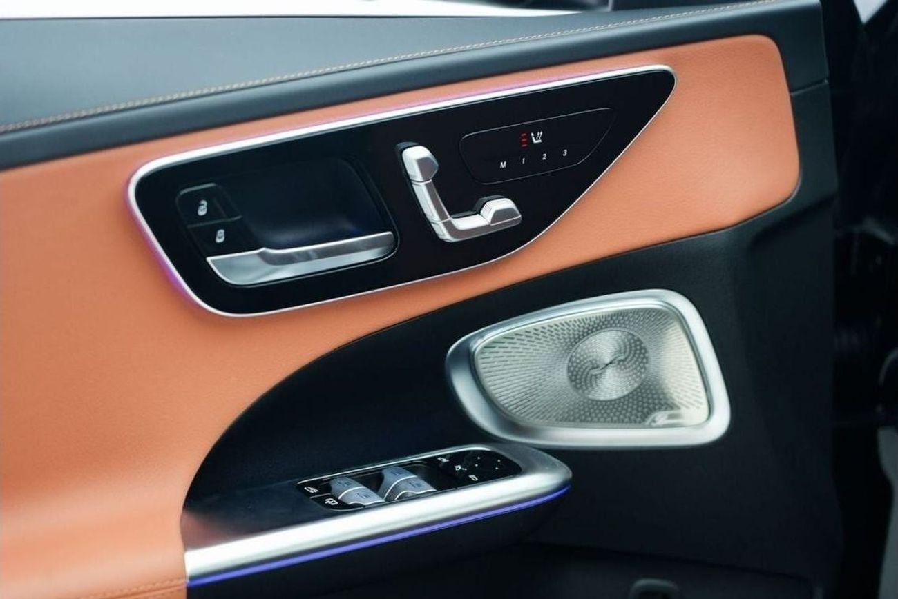 مرسيدس بنز C 200 Mercedes-Benz C 200 | 2025 GCC 0km | Agency Warranty | AMG Package |