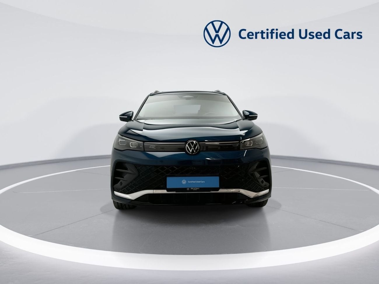 Volkswagen Tiguan Tiguan R-Line 1.4L (Ref#78130) - 32,100 AED SAVINGS from New Car