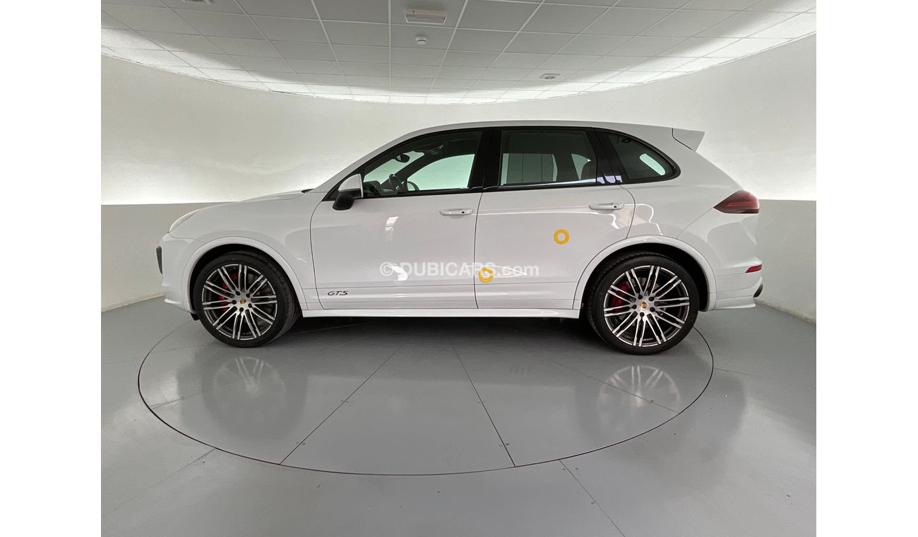 Used Porsche Cayenne GTS GTS 2017 for sale in Dubai 620048