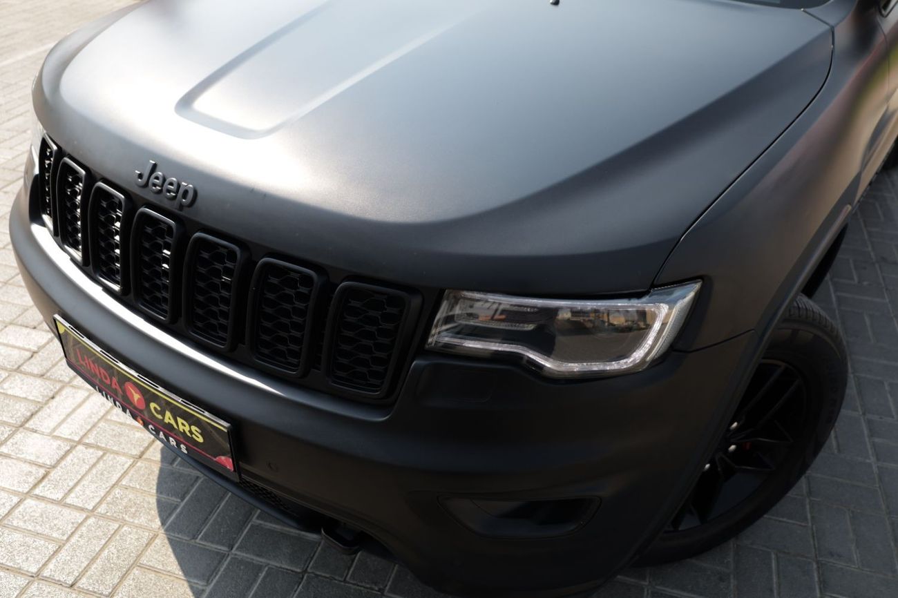 Jeep Grand Cherokee Laredo