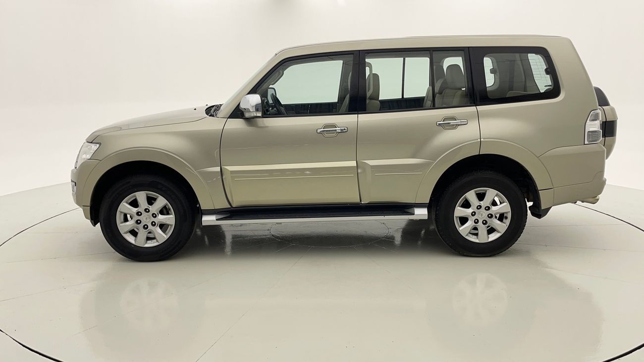 ميتسوبيشي باجيرو GLS BASE 3.5 | بدون دفعة مقدمة | اختبار القيادة في المنزل