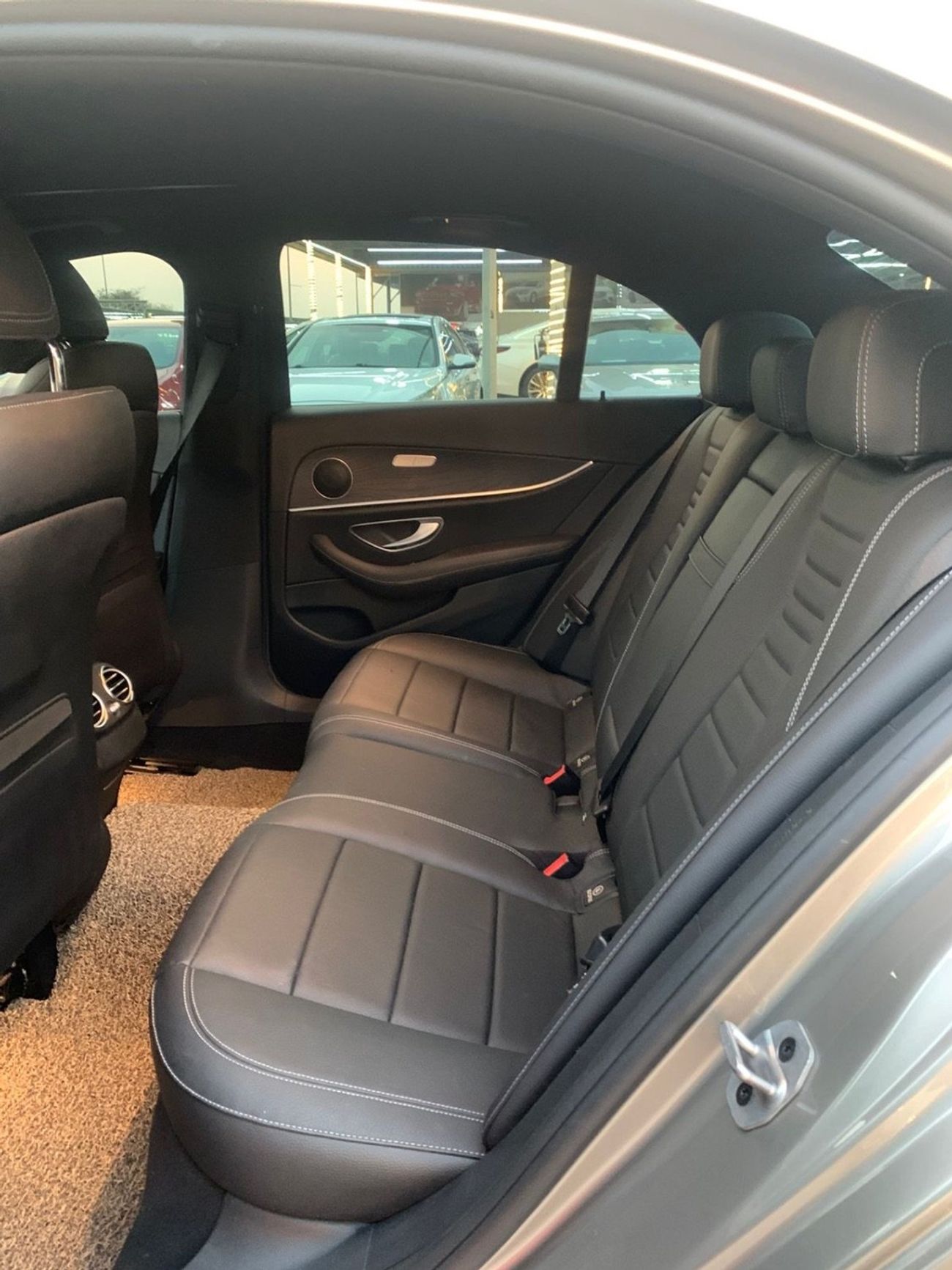 Mercedes-Benz E 250 Mercedes-Benz E250 V4 2.0L Model 2022 Price:150.000AED  Mileage:67.000 Km  Specifications: KORIAN Co