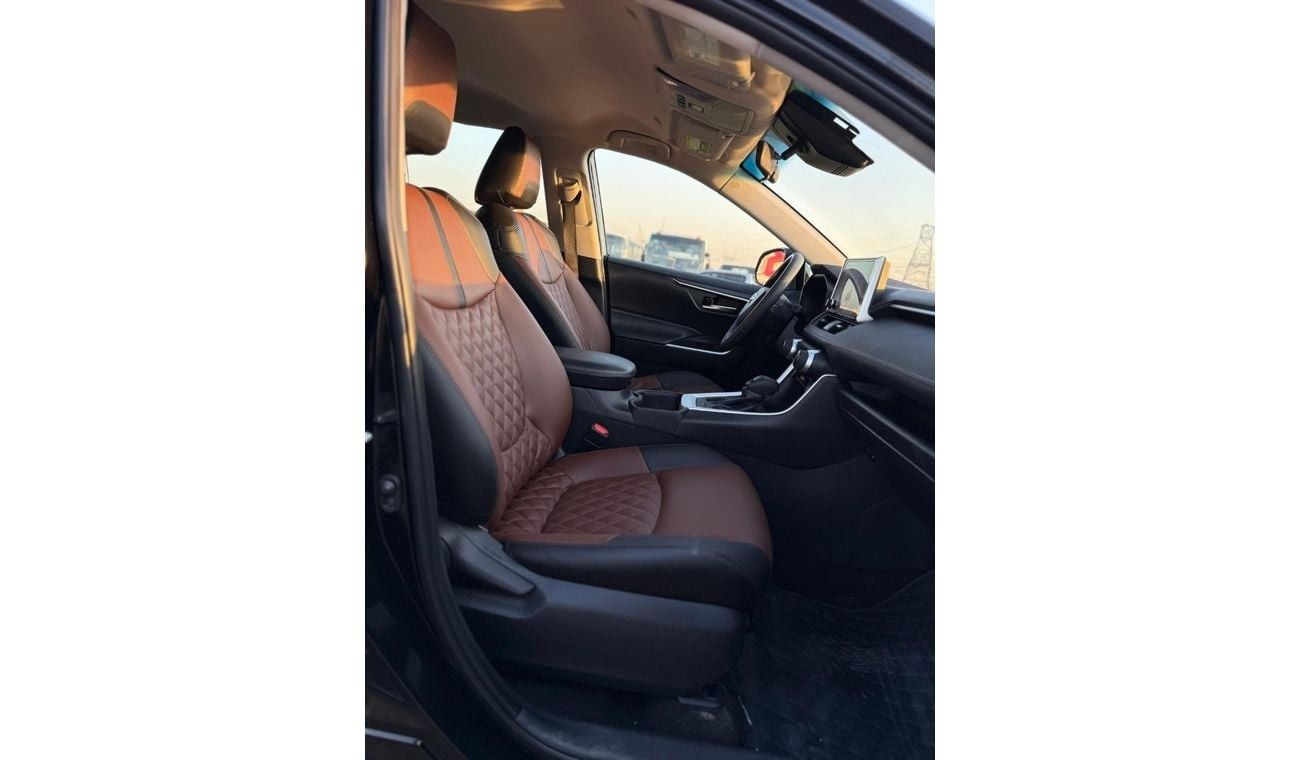 Toyota RAV4 TOYOTA RAV4 XLE 2023