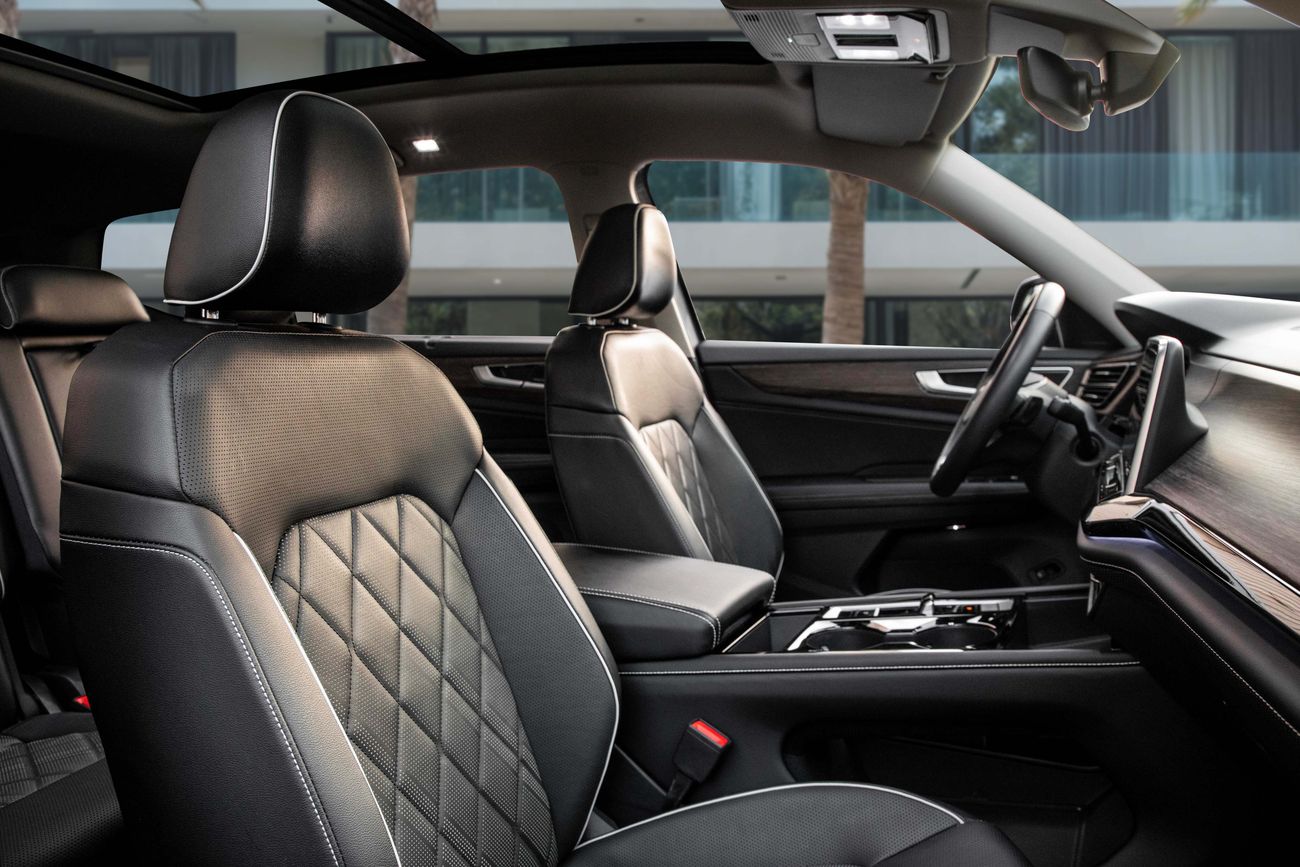 Volkswagen Teramont R-Line Teramont R-Line | 3,232 P.M | 0% Downpayment | Volkswagen WARRANTY+SERVICE