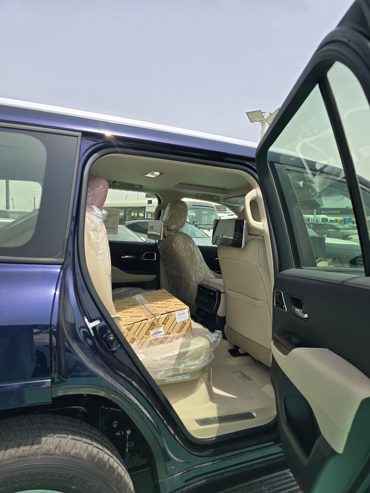 Toyota Land Cruiser GXR3 3.5L TT