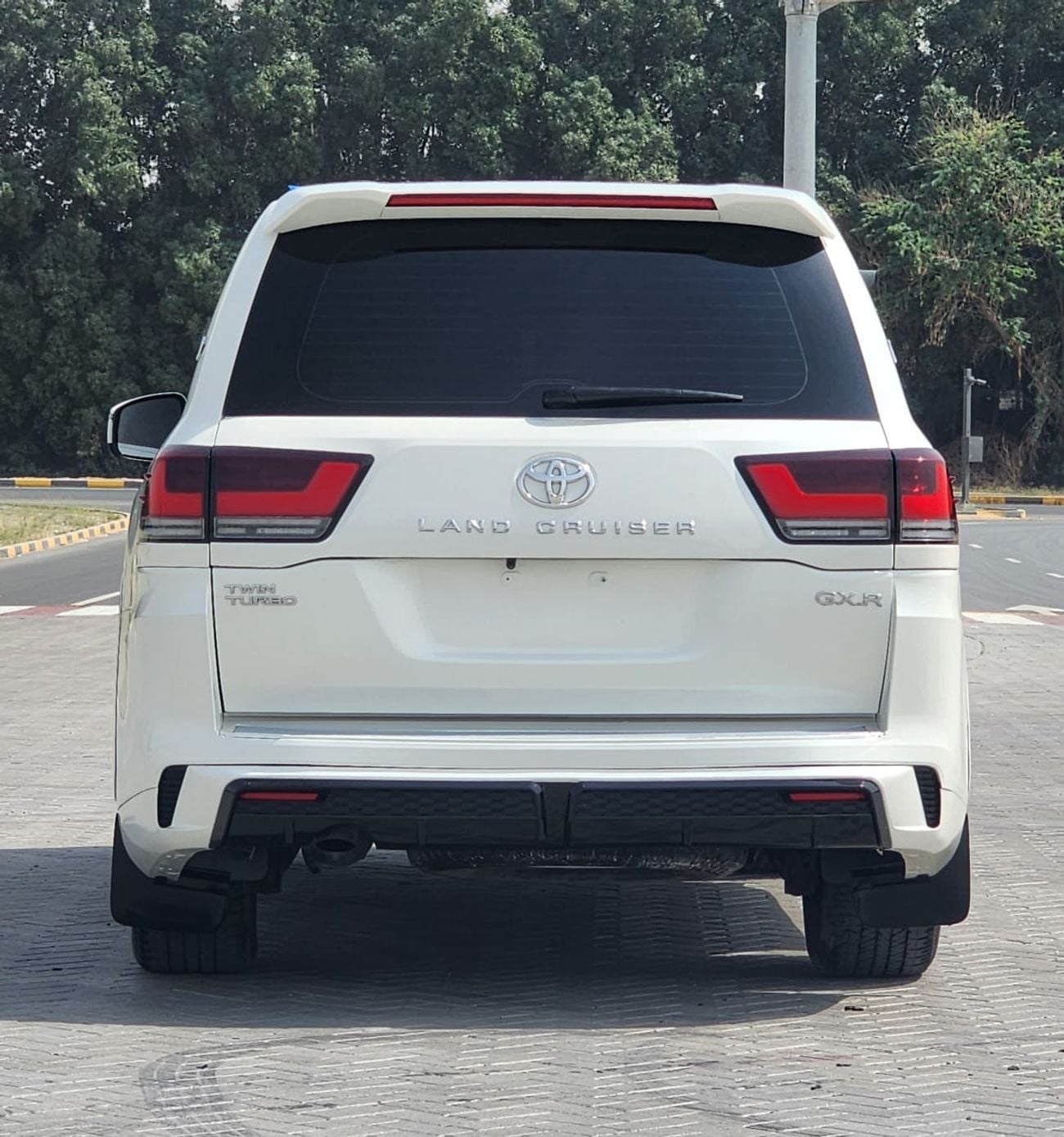 Toyota Land Cruiser GXR Upgrade 2024