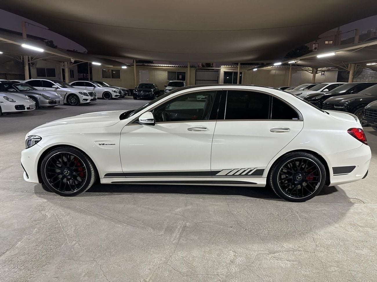 مرسيدس بنز C 63 S  SAFARI T1 Std 4.0L Sedan