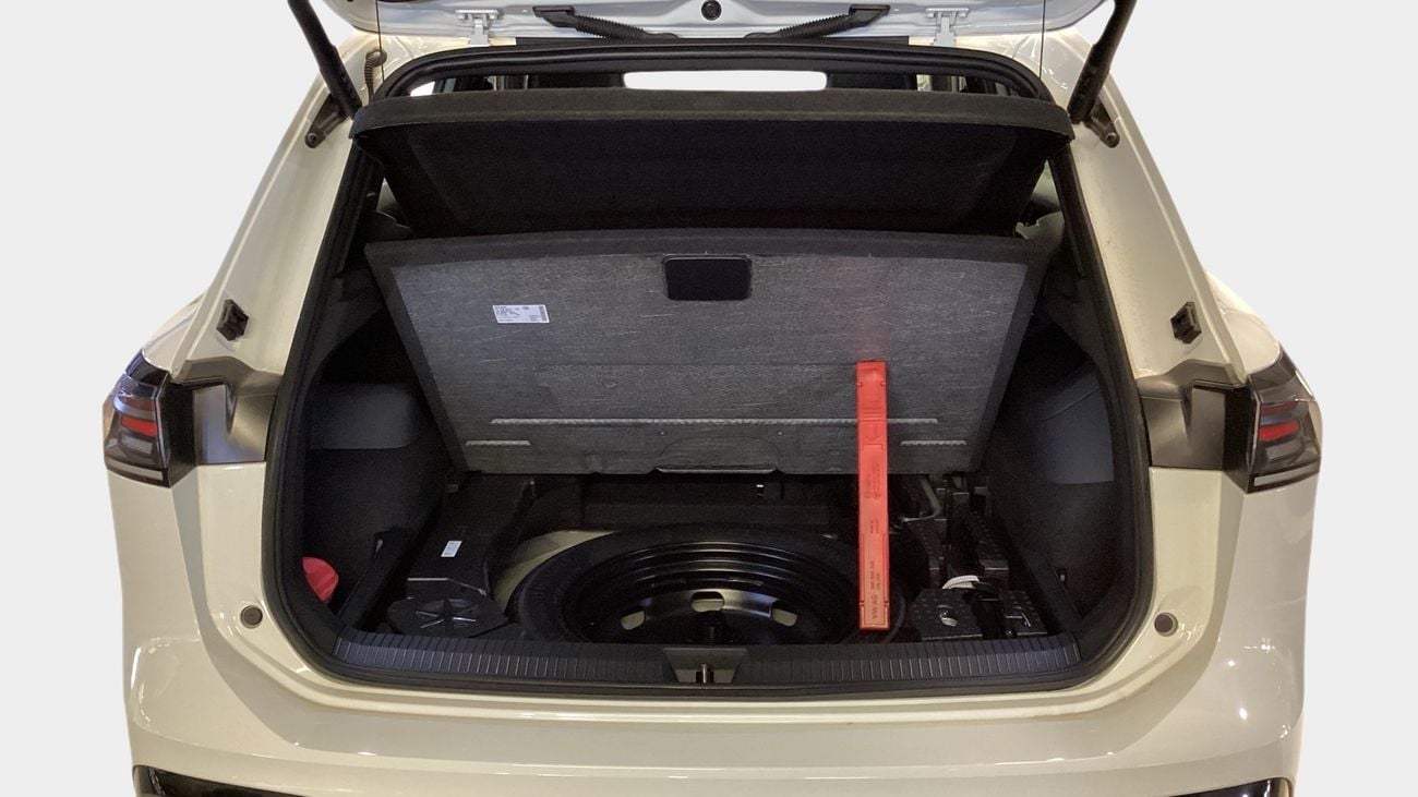 Volkswagen Tiguan R-LINE | Guaranteed Warranty | 0 Down Payment