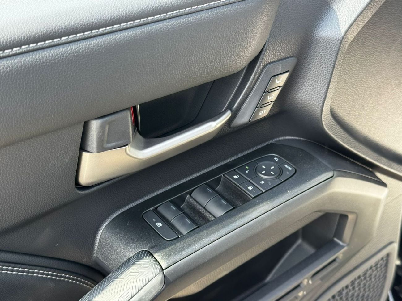 Toyota 4Runner 2025 Toyota 4Runner 2.4L Turbo Limited 7 Seats