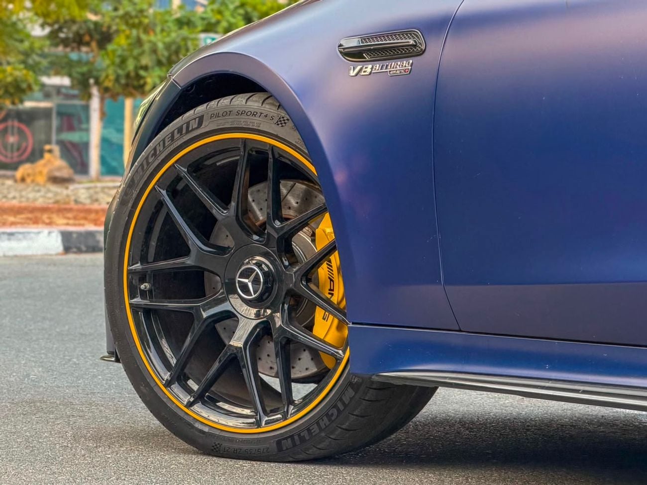 Mercedes Benz AMG GT 63-S