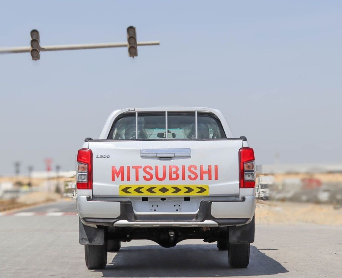 Mitsubishi L200 GLS 2.4L Mitsubishi L200 | 2.5 L | 2020 | GCC | Accident-Free | In Excellent Condition | 888 P.M