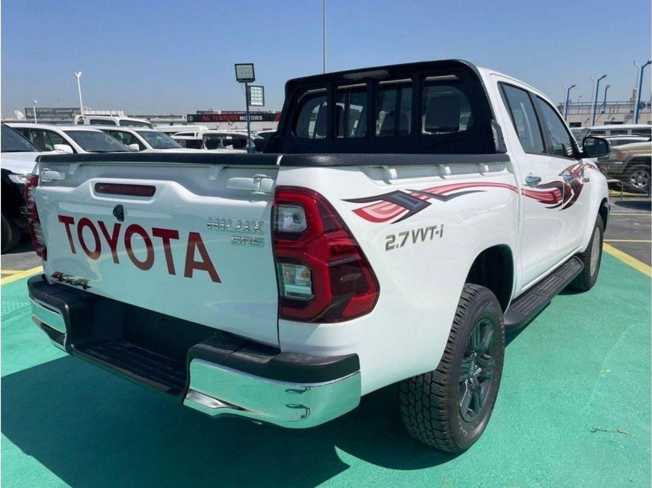 Toyota Hilux 2024 TOYOTA HILUX 2.7L petrol  automatic  4x4 full option   with bush start