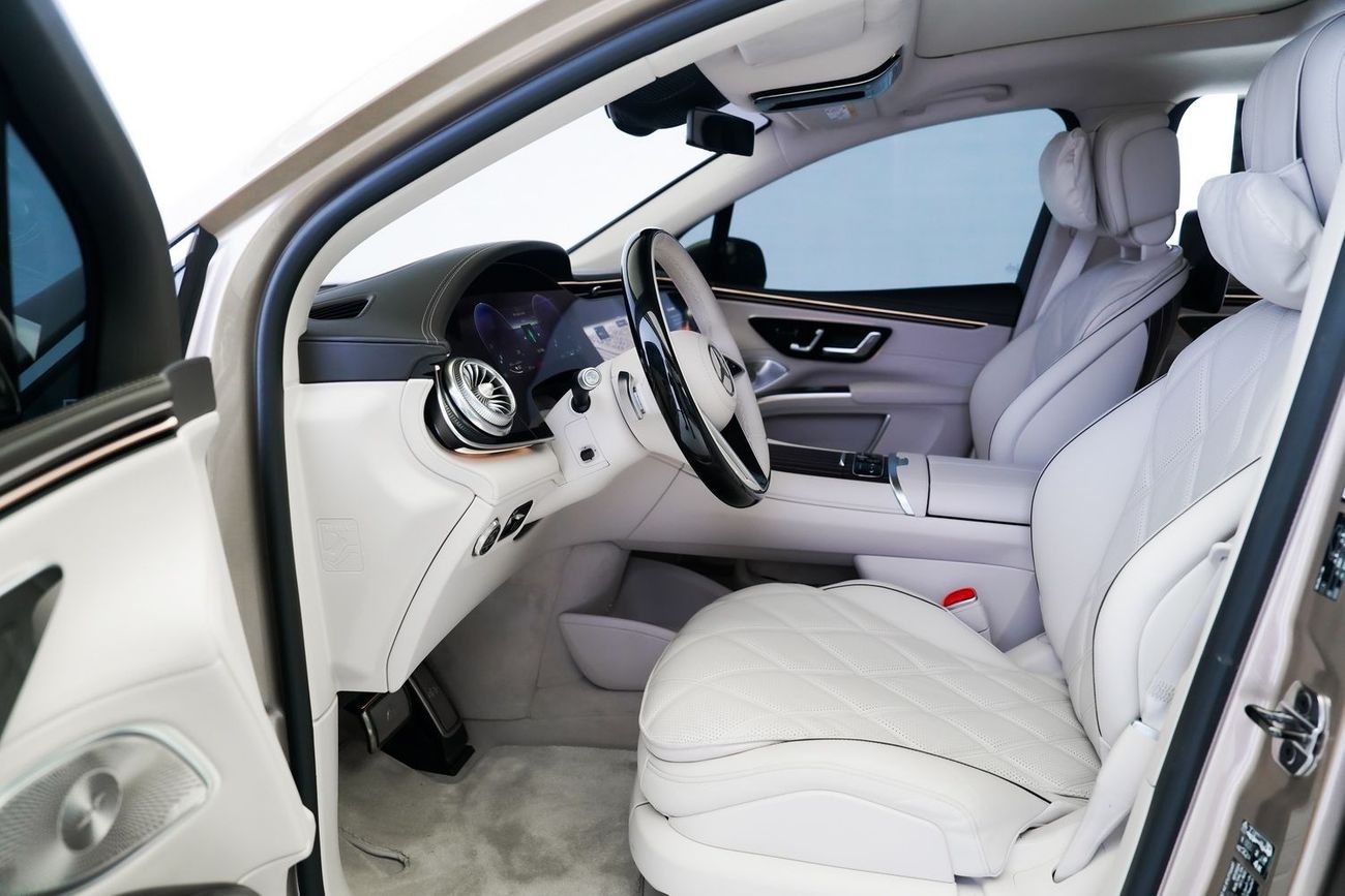 Mercedes-Benz EQS 680 Maybach