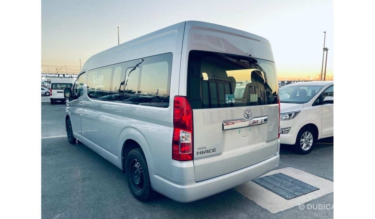 Toyota Hiace DLS -High Roof Commuter TOYOTA HIACE 2.8L DIESEL HIGHROOF WITH SUNROOF 13 SEATS 2022 MODEL