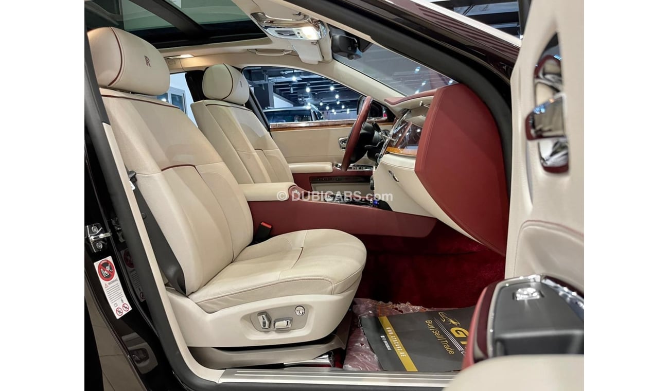 رولز رويس جوست 2014 Rolls Royce Ghost V Edition 4 Buttons LWB, One Years Warranty, Rolls Royce Service History, GCC