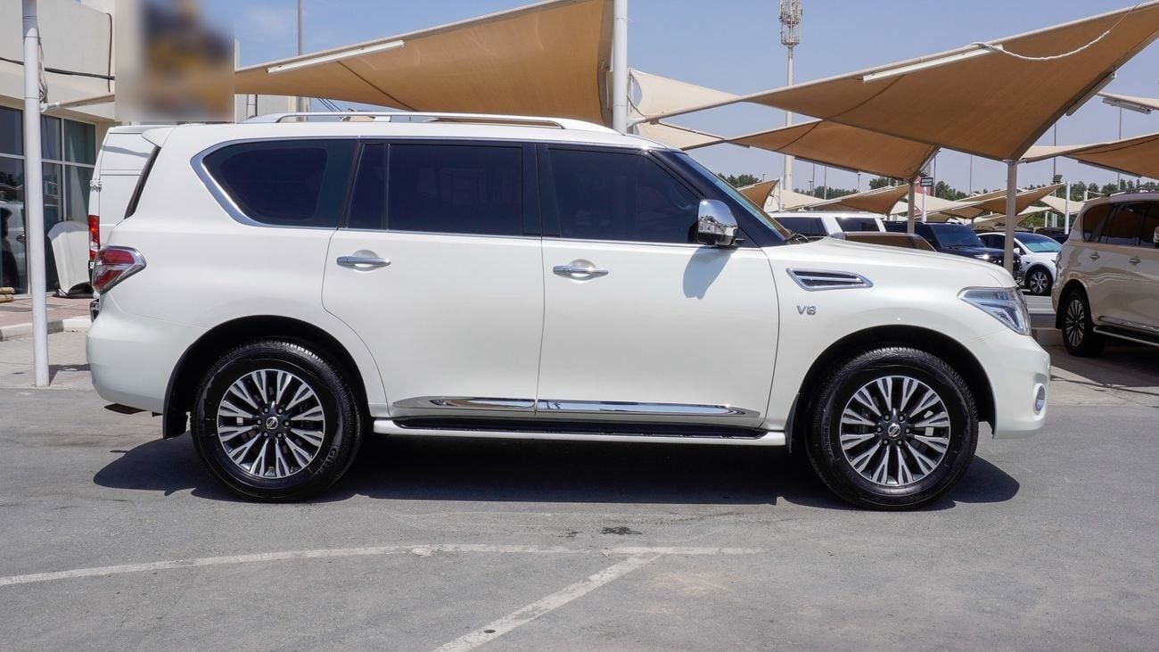 Nissan Patrol Platinum LE V8