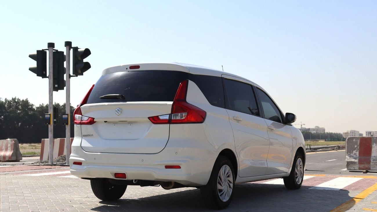 سوزوكي ايرتيغا سوزوكى إرتيجا - 2024 - خليجى - بدون حوادث 7مقاعد - بمحرك 1.5 - بحاله ممتازه