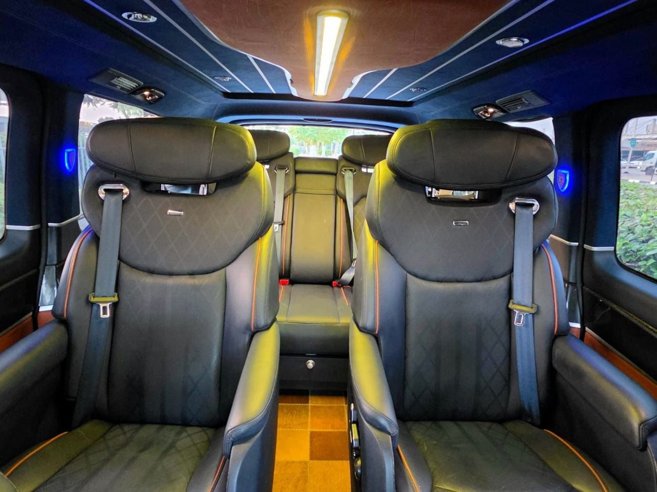 مرسيدس بنز V 250 2019 Mercedes-Benz V-Class V 250 GCC Specs