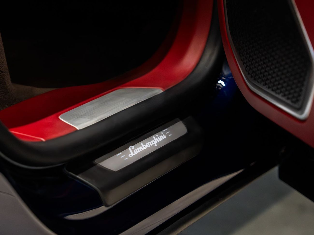 لامبورغيني اوروس - Standard | 2020 | GCC | Fully Loaded