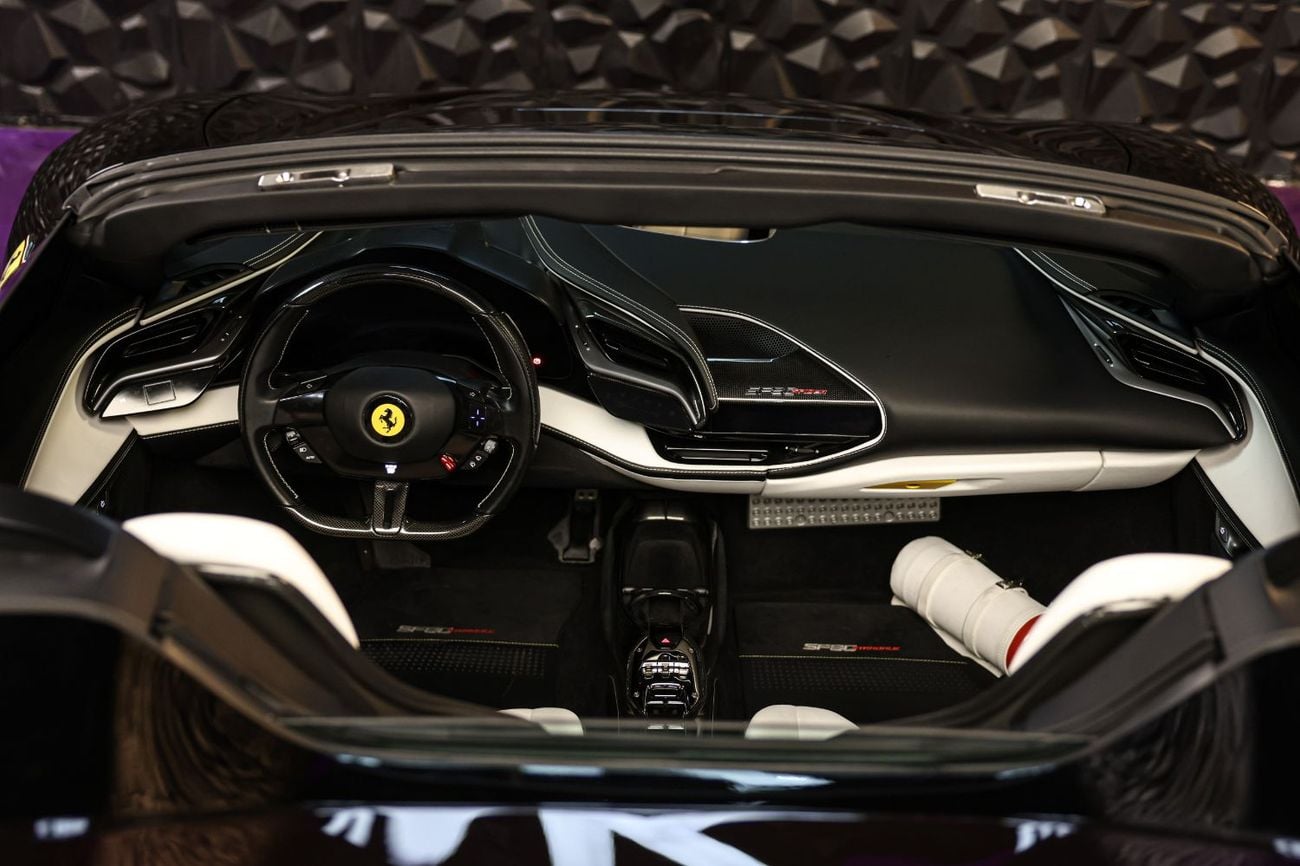 فيراري SF90 ستراديل SPIDER - Finance Available