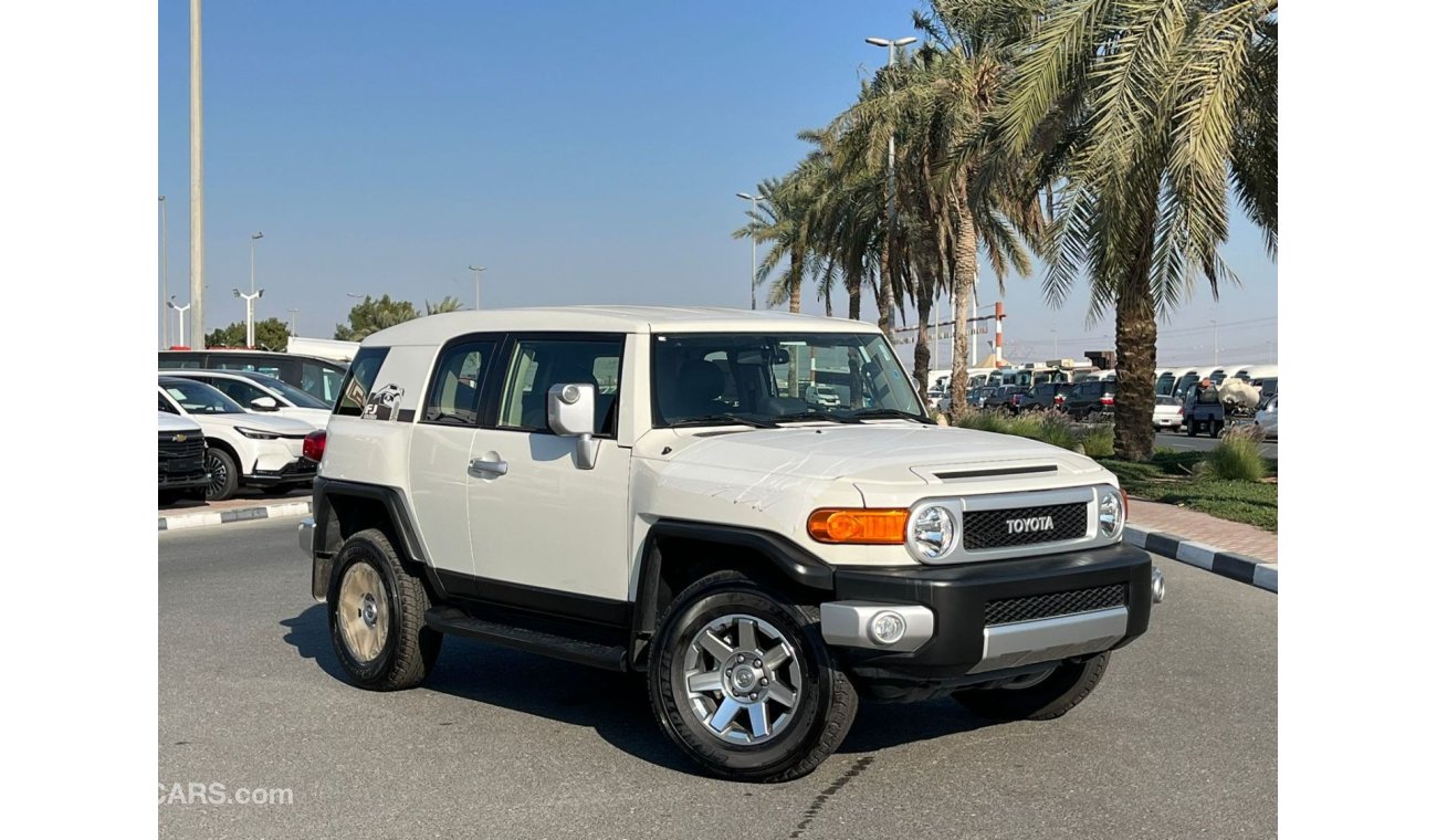 تويوتا إف جي كروزر FJ CRUISER 4.0L CRAWL SYSTEM