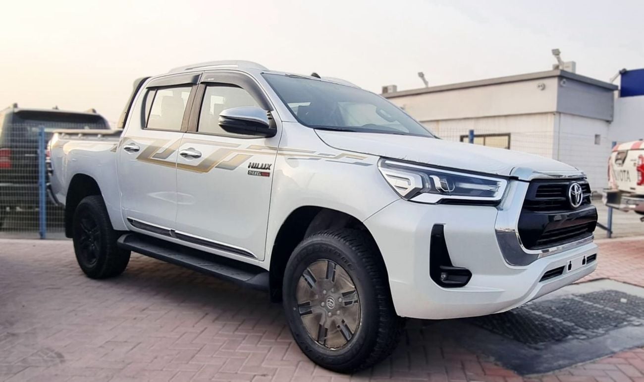 Toyota Hilux SGLX 2.4L DIESEL 4X4 LEATHER SEATS MY2025