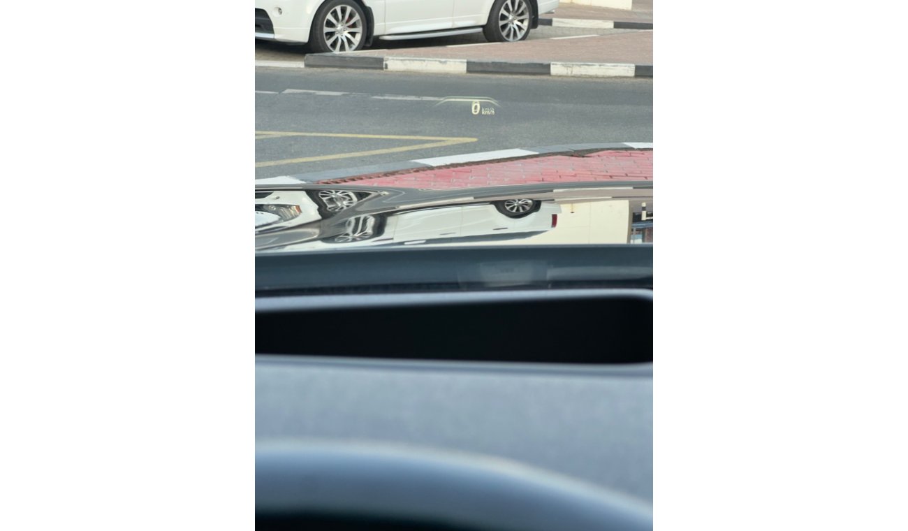 بي أم دبليو 530i لاكجري