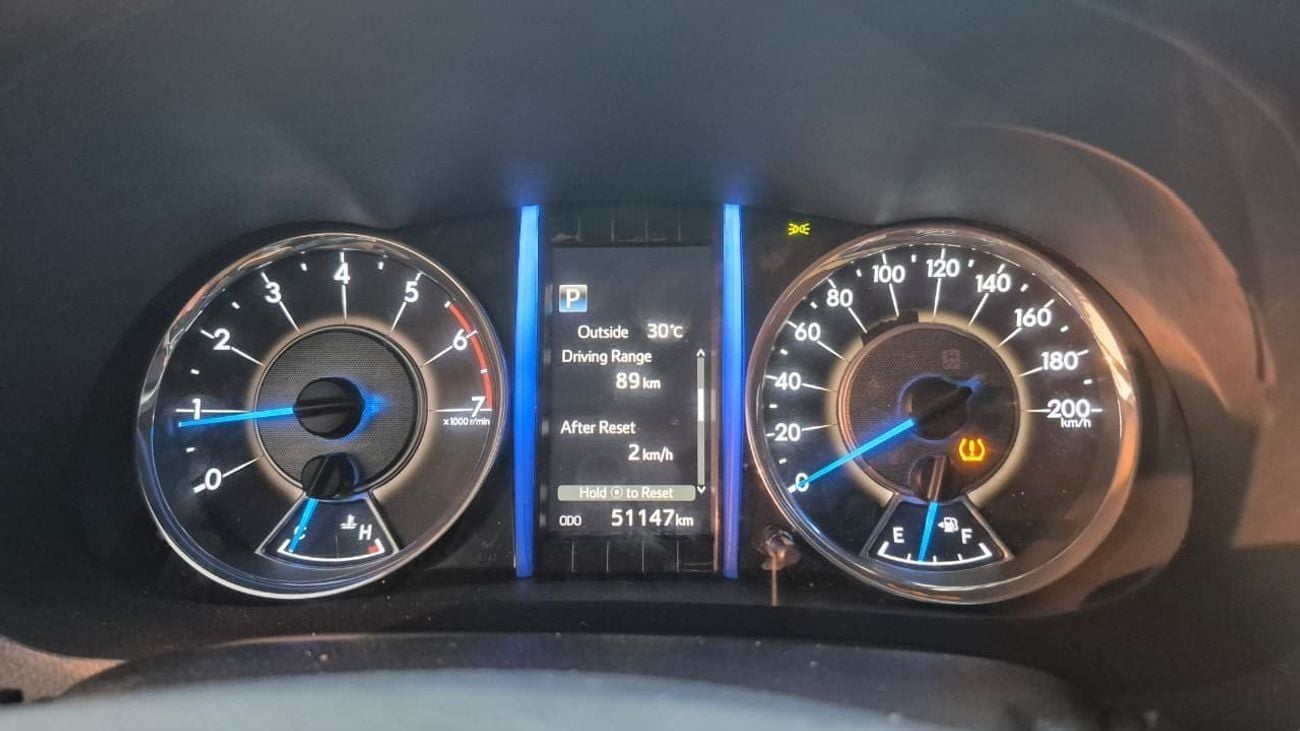 Toyota Fortuner GXR 4.0L (278 HP)