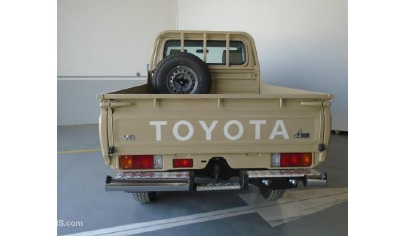 Toyota Land Cruiser Pick Up VD7J9 Petrol Single Cabin Pick Up