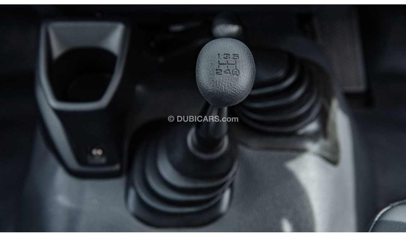 تويوتا لاند كروزر 70