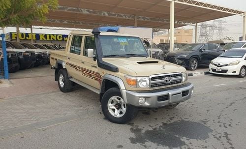 تويوتا لاند كروزر بيك آب Double Cabin 4.5L