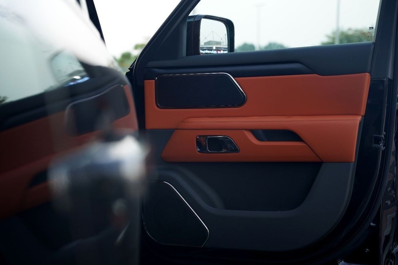 ROX 01 2025 ROX 01 VIP  Hybrid SUV 6Seaters with 2 keys AWD 0Km