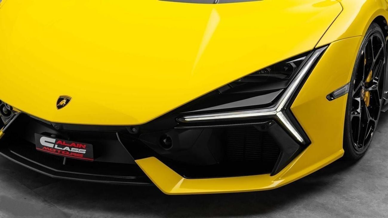 لامبورغيني ريفويلتو - 2024 - GCC Specs - Under Warranty and Service Contract