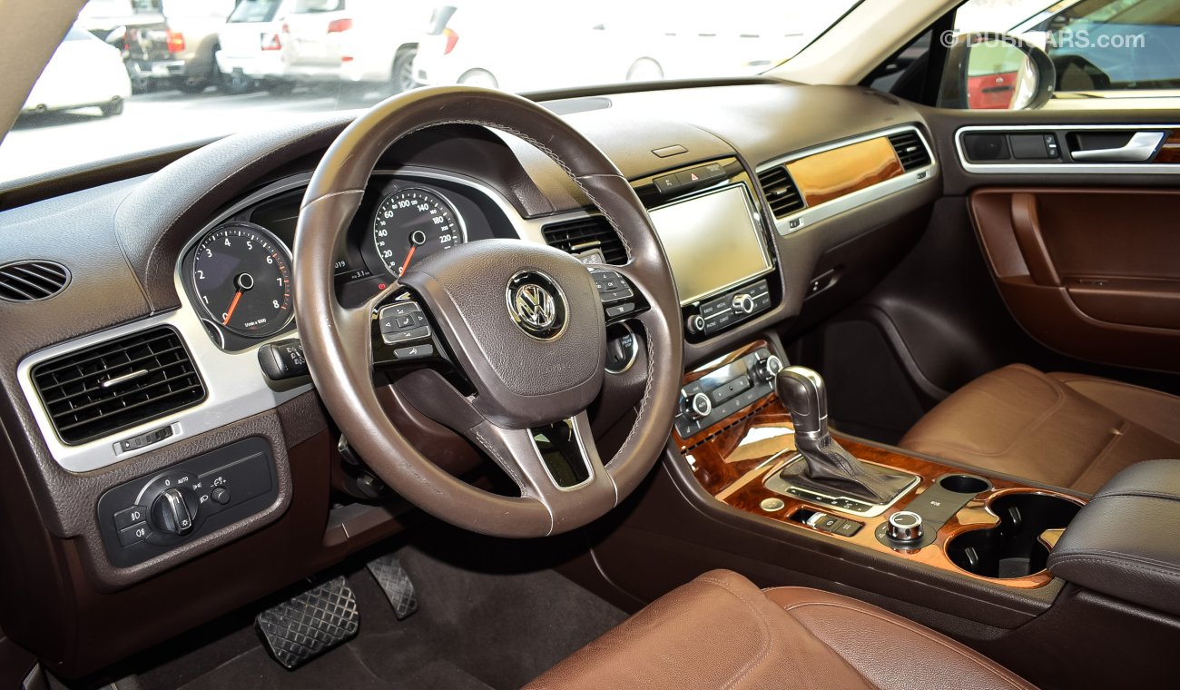 Volkswagen Touareg V6