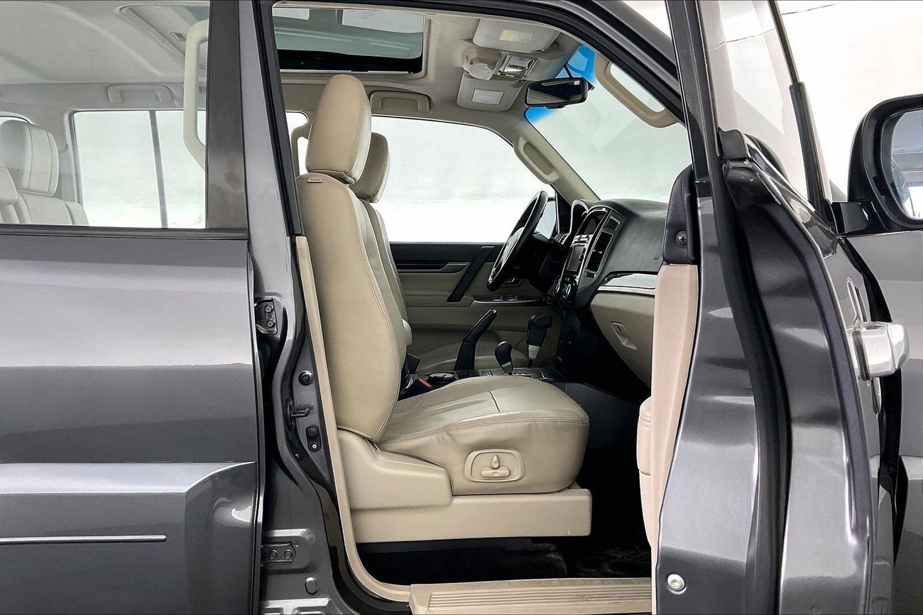 Mitsubishi Pajero GLS Highline | Carnival Sale • UP TO AED 20,000 OFF | Guaranteed Warranty | 0 Down Payment