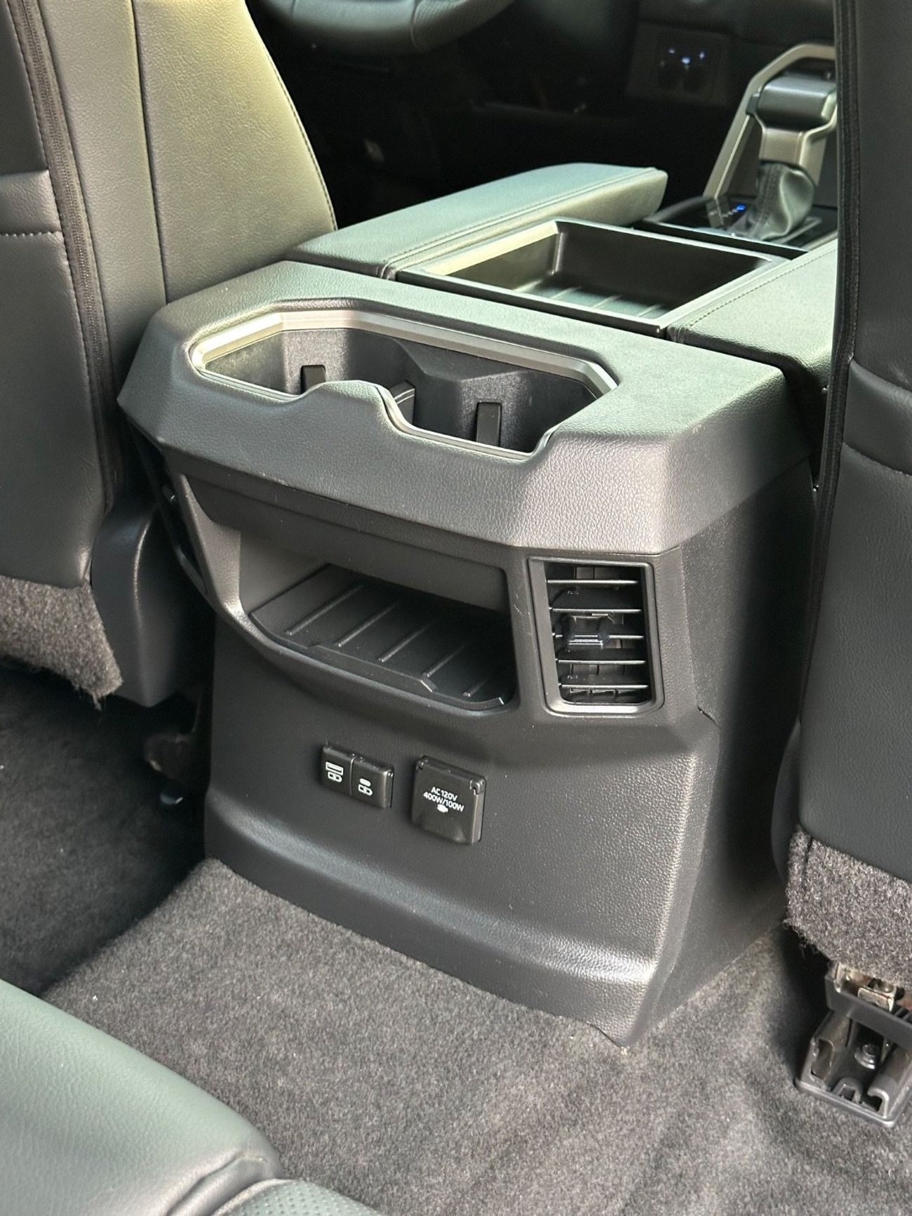 Toyota Tundra Limited Full Option | 360 camera | leather seats | 3.5 L V6