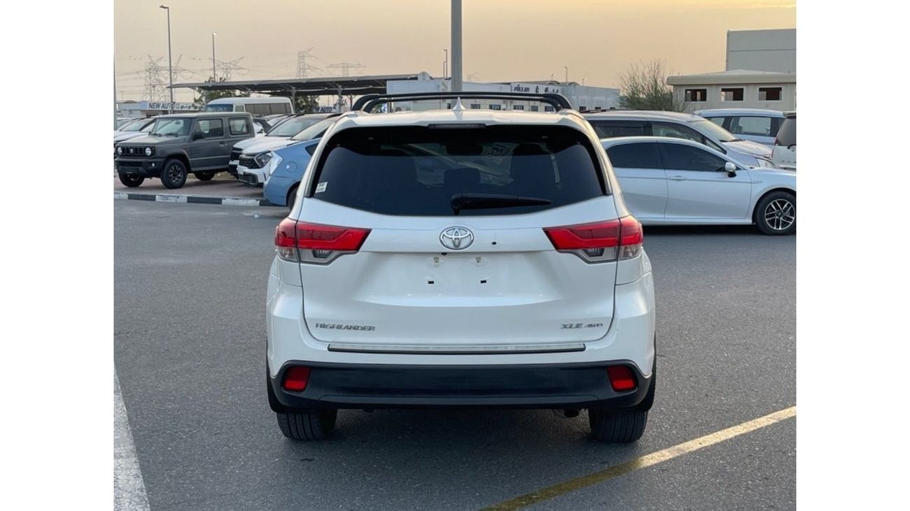 Toyota Highlander 2017 TOYOTA HIGHLANDER XLE 4x4 FULL OPTIONS IMPORTED FROM USA