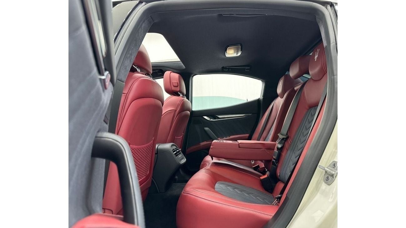 Maserati Ghibli 2021 Maserati Ghibli GranLusso, Warranty, Full Maserati Service History, Low Kms, GCC